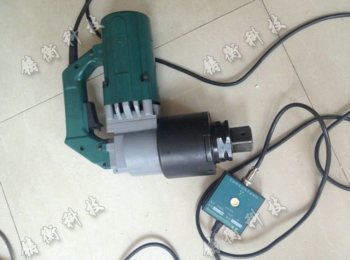 電動扭矩扳手圖片