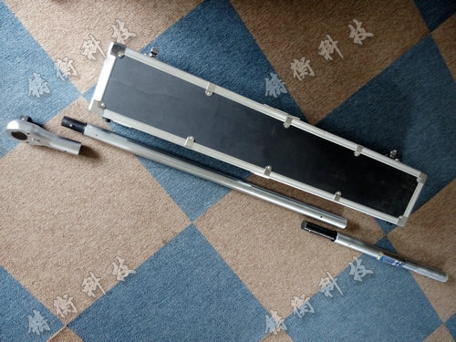 數(shù)顯扭矩扳手圖片